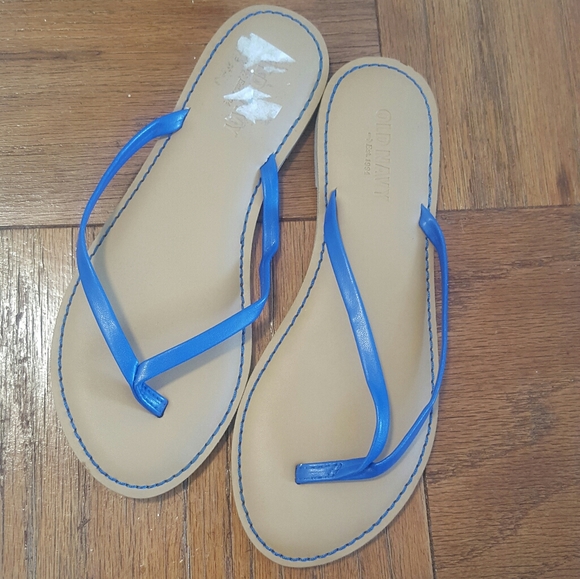 navy blue flip flop sandals